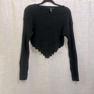 Forever 21 Black ribbed cropped sweater-L